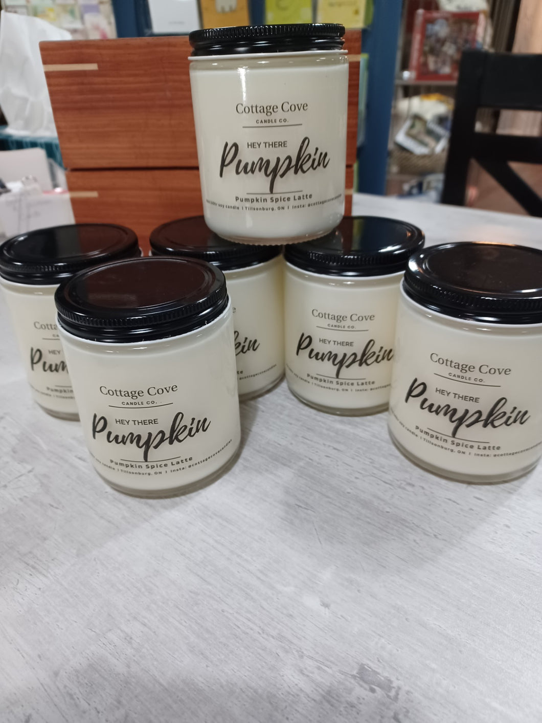 Cottage Cove Candles - Hey There Pumpkin - Pumpkin Spice Latte - 8oz