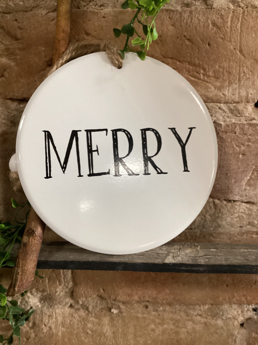Round Merry Ornament 5”
